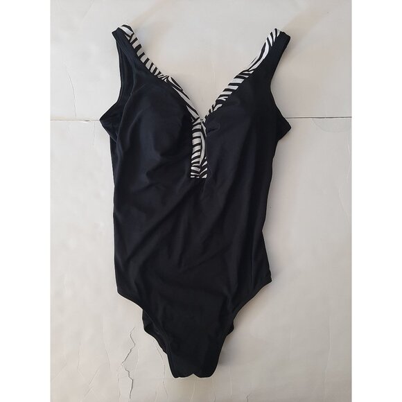 Venezia Sport Other - Venezia Sport Black 1 piece swimsuit Zebra pattern on trim size 22W Beach Cruise
